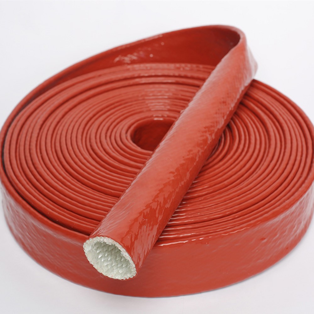 Pourquoi choisir la gaine de tuyau résistante à la chaleur et aux flammes BSTFLEX Firesleeve ?