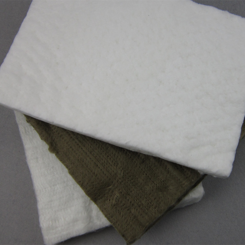 Couverture isolante en fibre de verre (feutre aiguilleté en fibre de verre)
